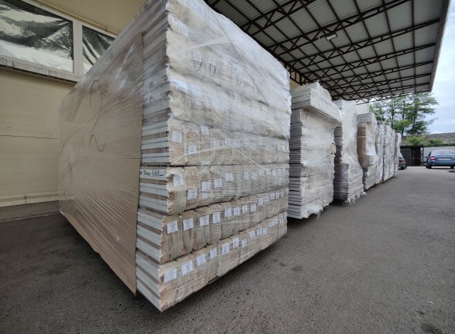 Доставка и установка дверей в Краснодаре и Санкт-Петербурге