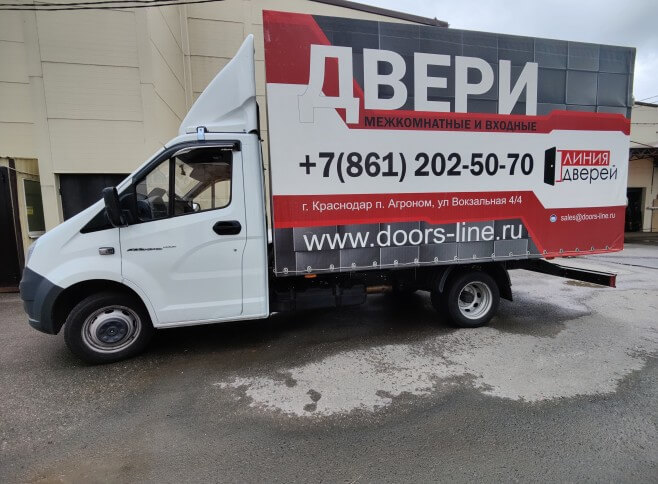 Доставка и установка дверей в Краснодаре и Санкт-Петербурге